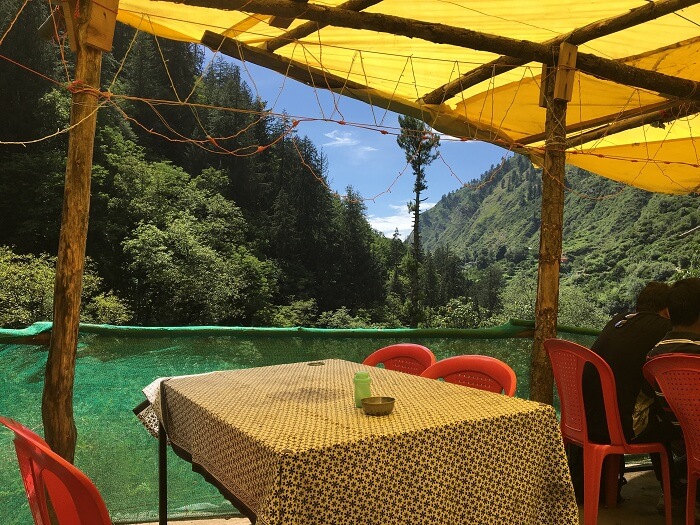 cafes in kheerganga