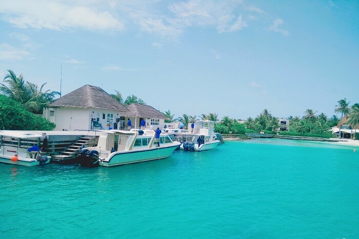 ambuj rashmi in maldives dock