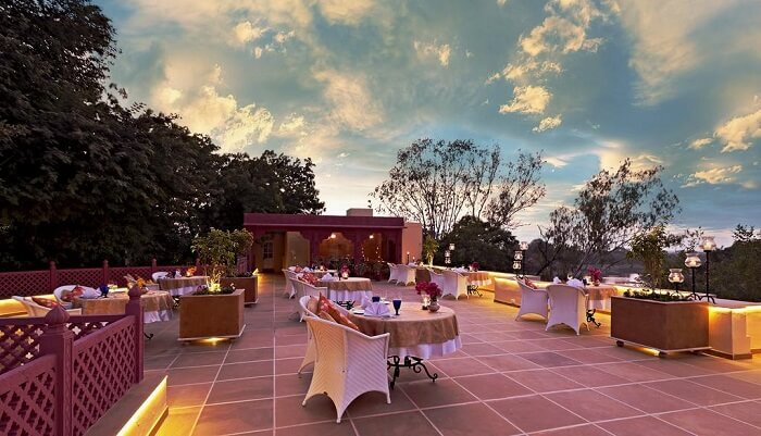 Rohet Garh Resort restaurant