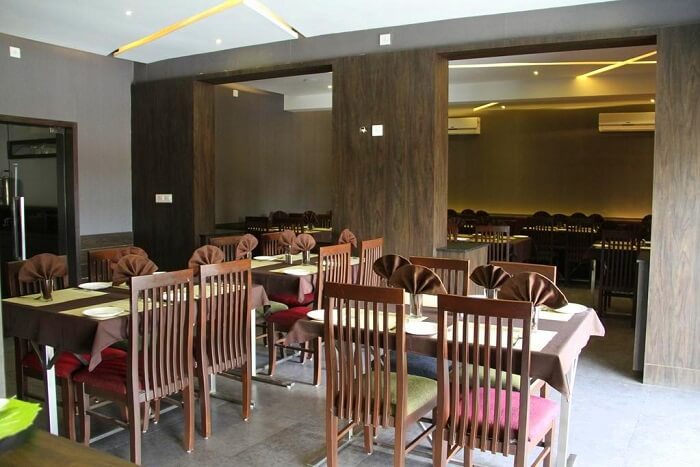 dine at pure veg restaurant hotel aditya