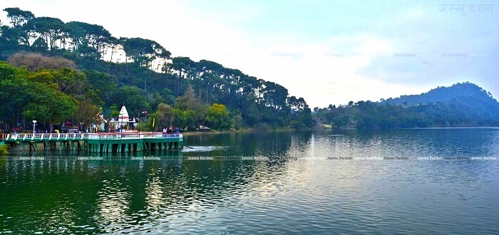 mansar lake in kashmir