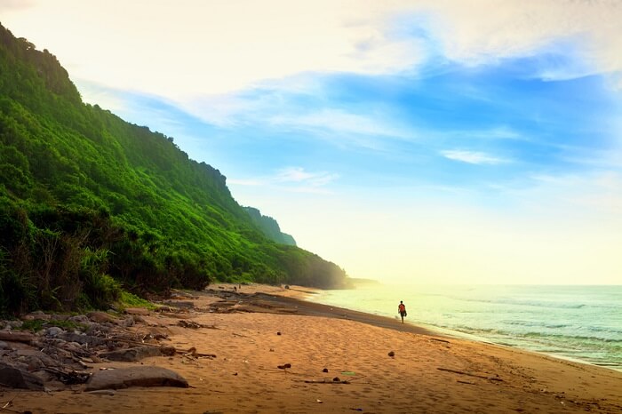 take a stroll at nyang nyang beach