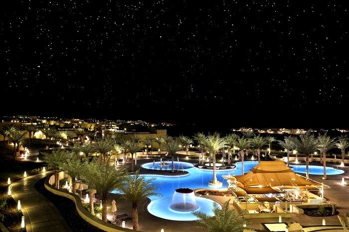 Qasr Al Sarab Desert Resort by Anantara