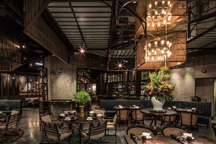 Mott 32, Hong Kong