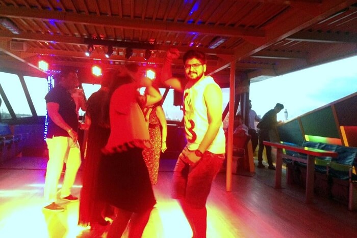 nirav in bali dancing at nightclub