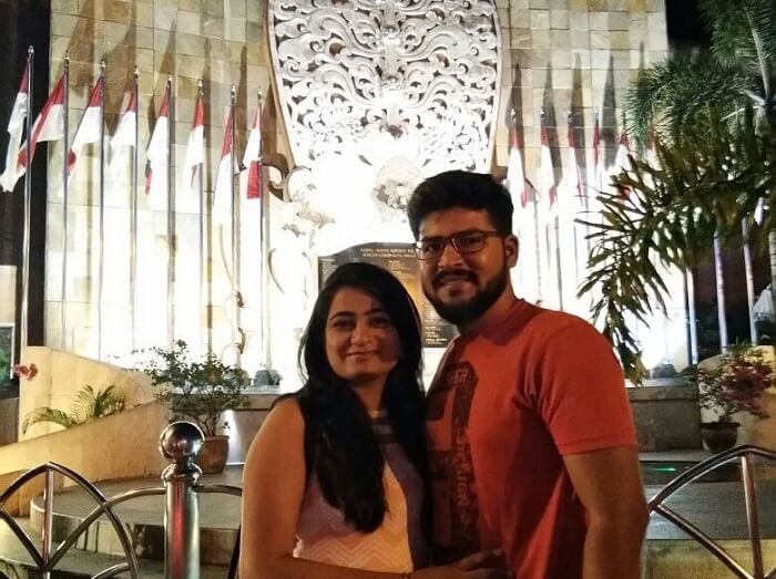 nirav & his wife enjoying bali trip