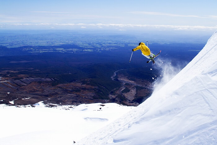 Skiing in Mount Ruapehu