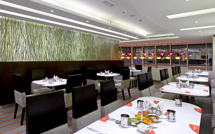 Aryaas Restaurant in Dubai