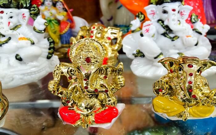 Ganpati statues