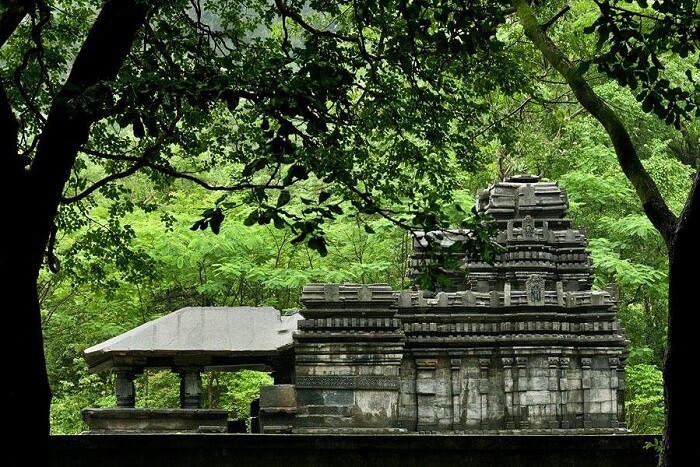 visit Mahadeva Temple in goa