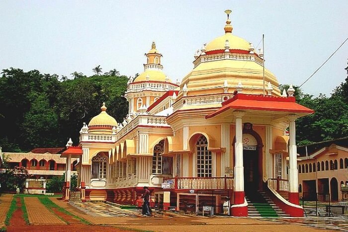 visit Mahalaxmi Temple in goa