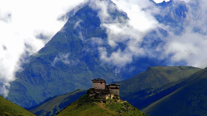 Trekking in Jigme Dorji National Park in Bhutan