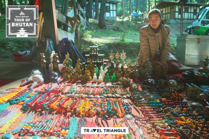 souvenir shop before tiger nest trek
