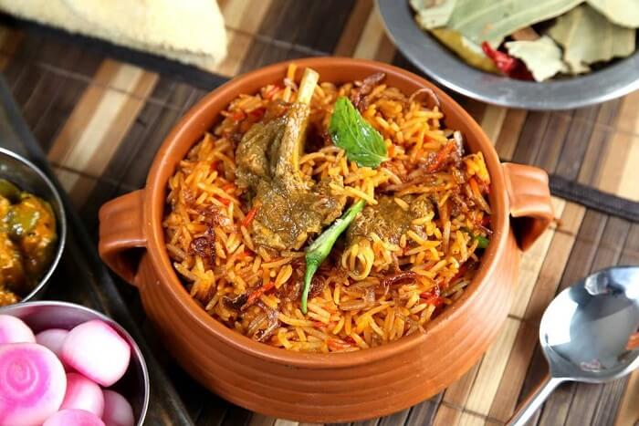 dine at Pind Balluchi
