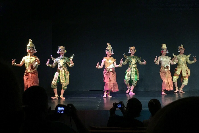 23. Dance