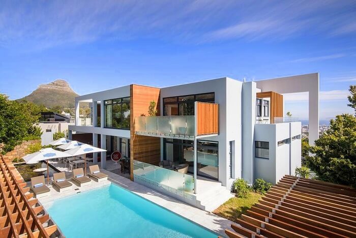 stay at cape town's MannaBay