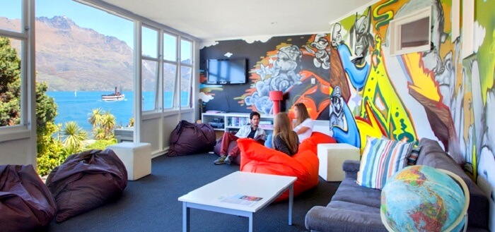Bumbles Backpackers Queenstown Hostel