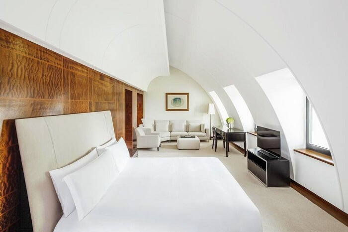 halkin hotel room london