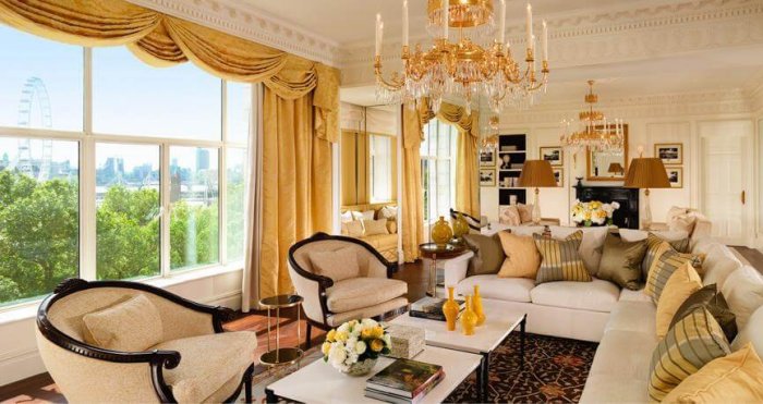 savoy room london