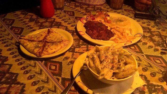 evergreen cafe in kasol