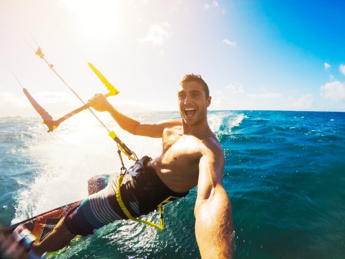 kite surfing