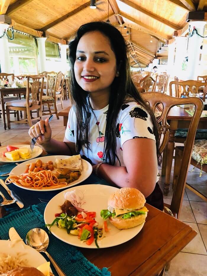 things to eat at sun island resort