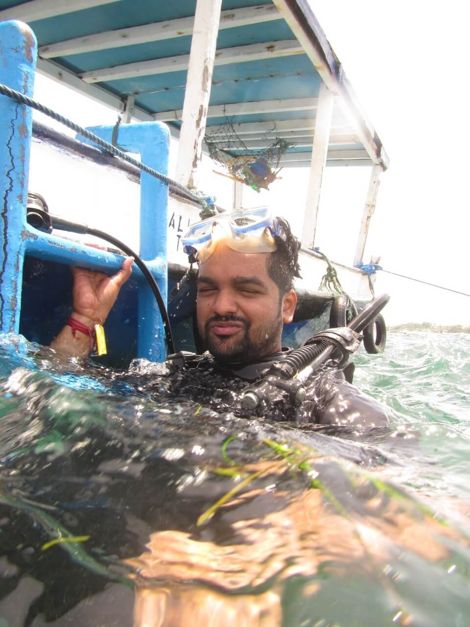 tushar honeymoon trip to Bali: tushar in water