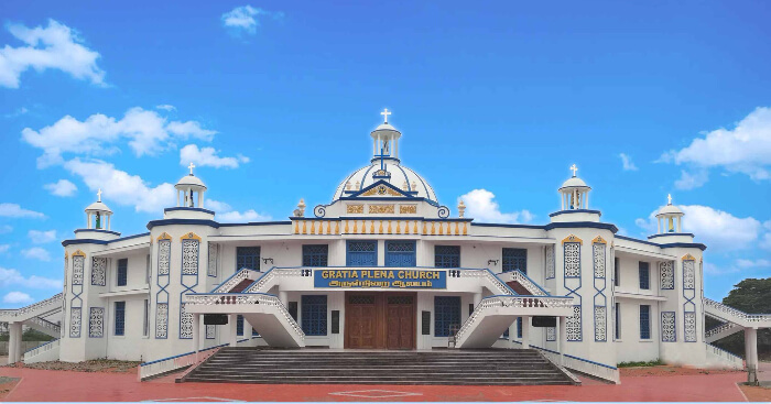 FotoJetcover churches in pondi