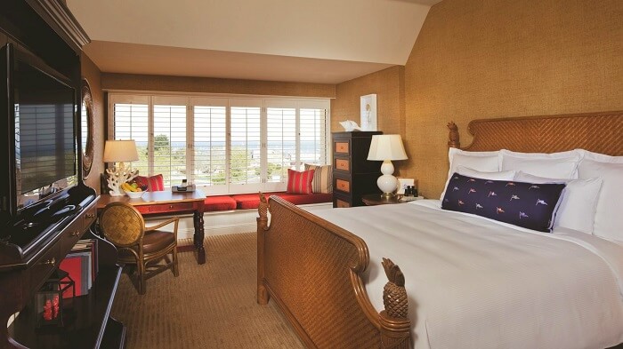 stay at Hotel 17 Miles jammu