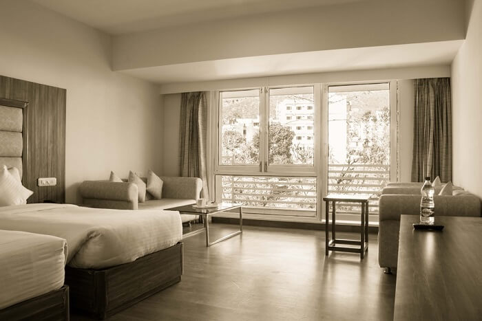 stay at Hotel Rama Trident jammu