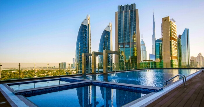 World's Tallest Gevora Hotel In Dubai Offers The Pool With A View ...