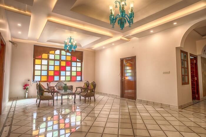 stay at All Seasons Homestay jaipur