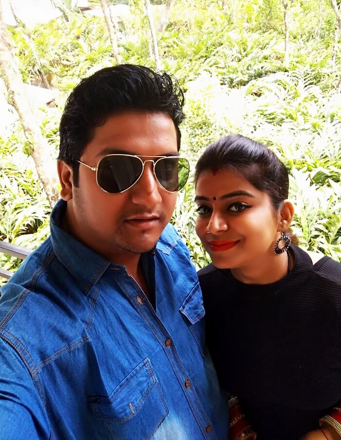 Couple travel Kerala