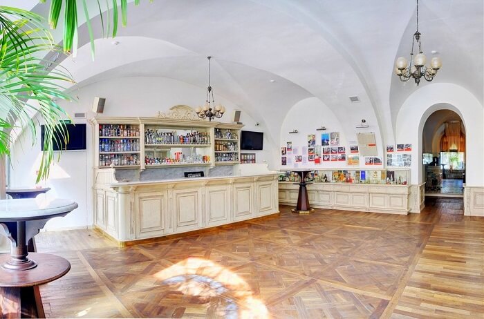 Restaurants in St. Petersburg, Russia