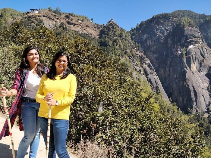 shakti and her friend on the tigers nest trek