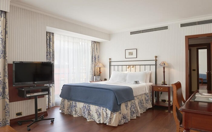 Your elegant stay