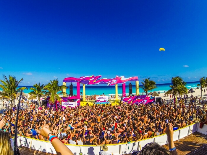 best beach parties in cancun