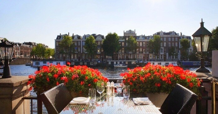 experience the best of luxury