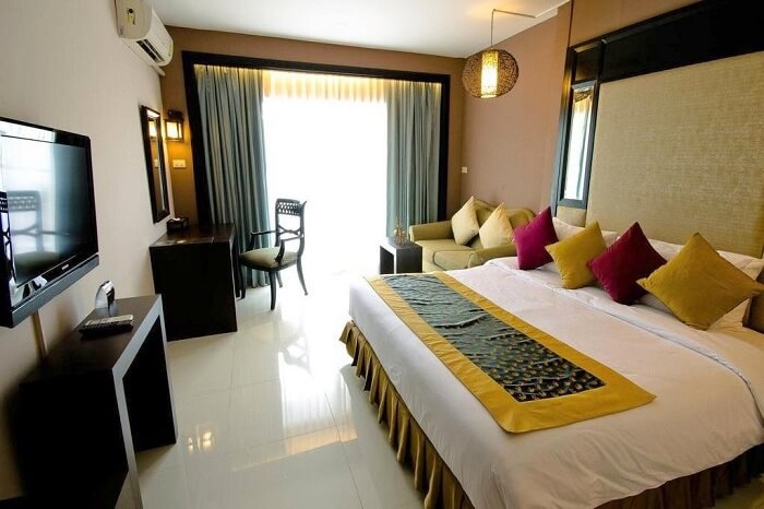Royal View Resort