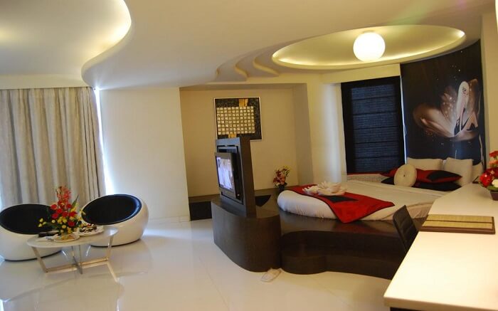 Barsana Hotel & Resort