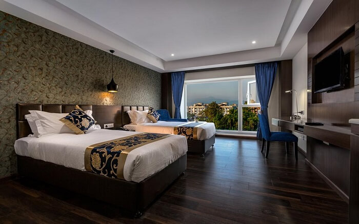 Hotel Saffron Crest in Siliguri