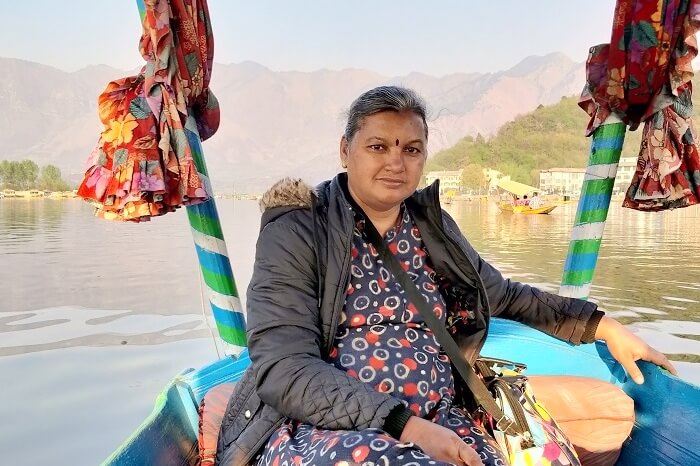 Saroj sitting in Shikara