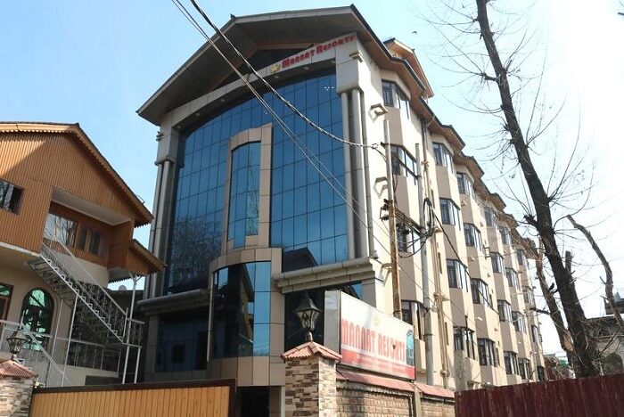 Mannat Resorts