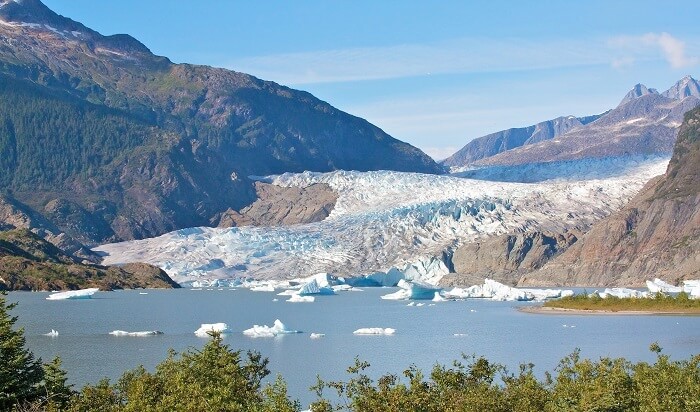 Mendenhall_Glacier_(Alaska)