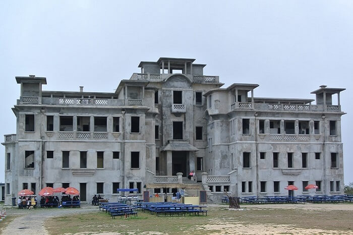 famous hill station in cambodia