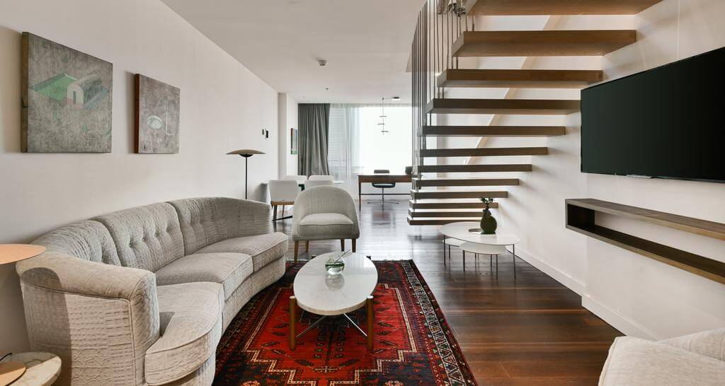 Collection of Madrid Eurobuilding