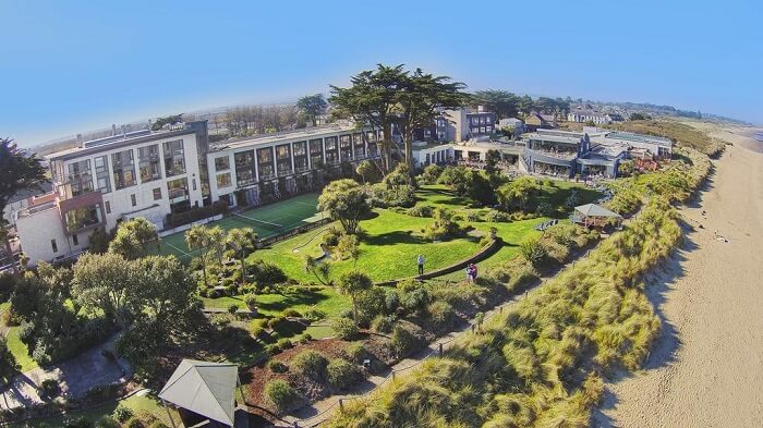 Kelly’s Resort Hotel And Spa