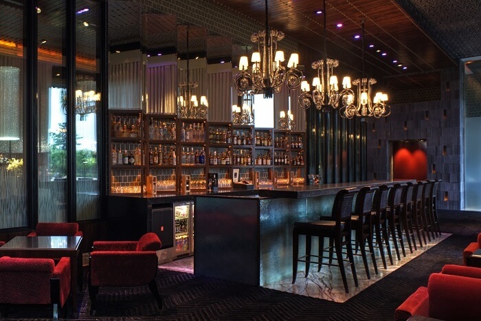 Blue Bar at Taj Palace