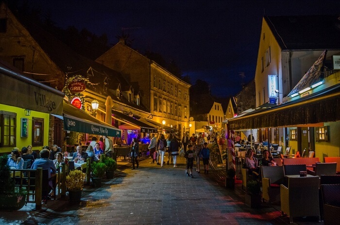 zagreb nightlife street