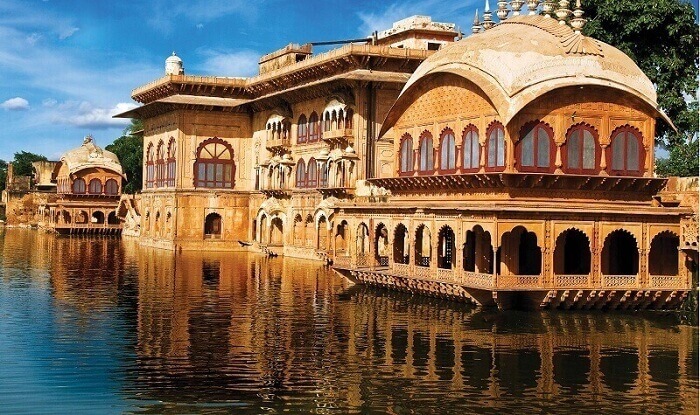 Deeg Palace
